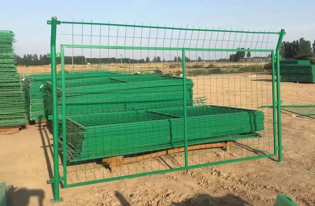 <b>問：公路護欄網種類有哪些</b>